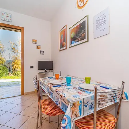 Apartment In 2 To 3 Persons With Large Private Garden Capoliveri (Isola d'Elba)